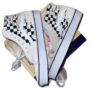 Vans Sk8-Hi Checker Flame Classic White Suede Size US 7.5M/ 9W New VN0A38GERX7